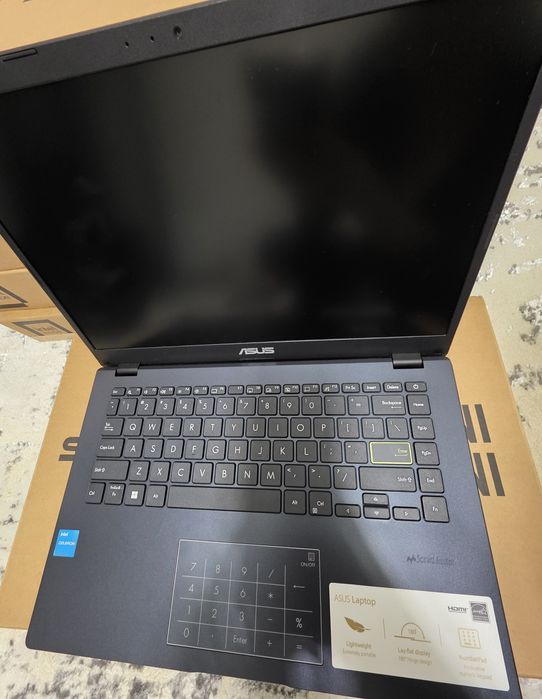 Asus  E410KA.  ASUS