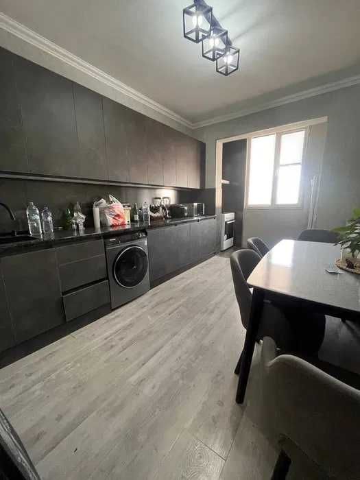 2-комнаты, Французская планировка, 63м², Отдельный вход