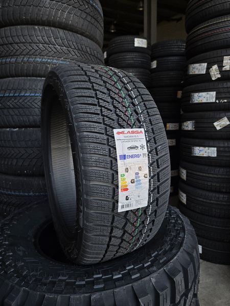 245/40/18 LASSA 4бр