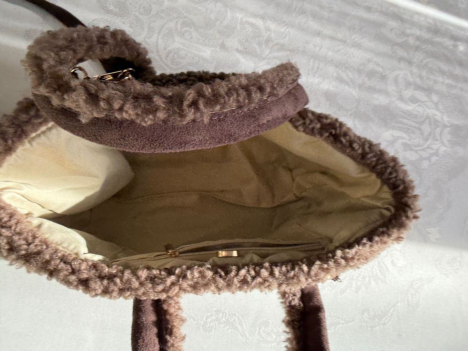 Продавам дамска чанта!