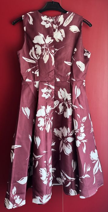 Rochie eleganta.
