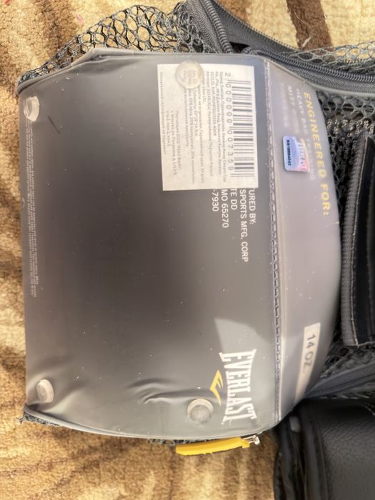 Продам перчаткии