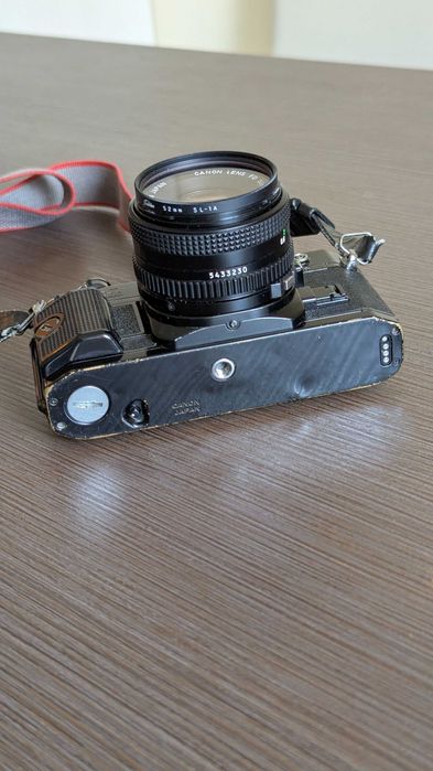 Canon AE-1 Program cu obiectiv 50mm si baterie