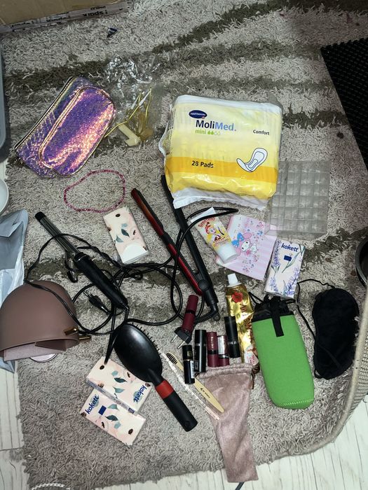 косметки и плойка и тд