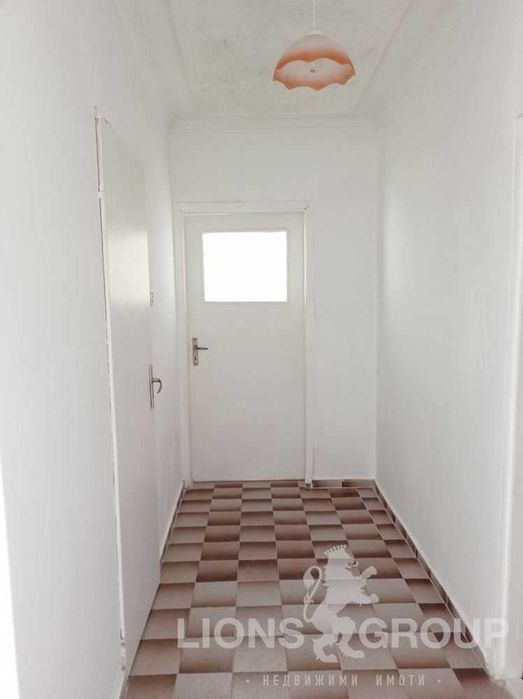 Продава се Тристаен апартамент в Варна, Владислав Варненчик - 70 кв.м за 1339 €/кв.м - Снимка #3