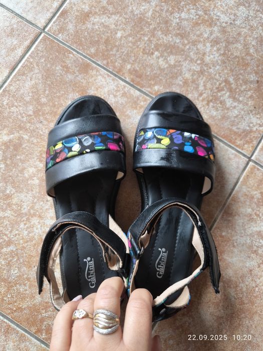 Сандали Gabinaaa