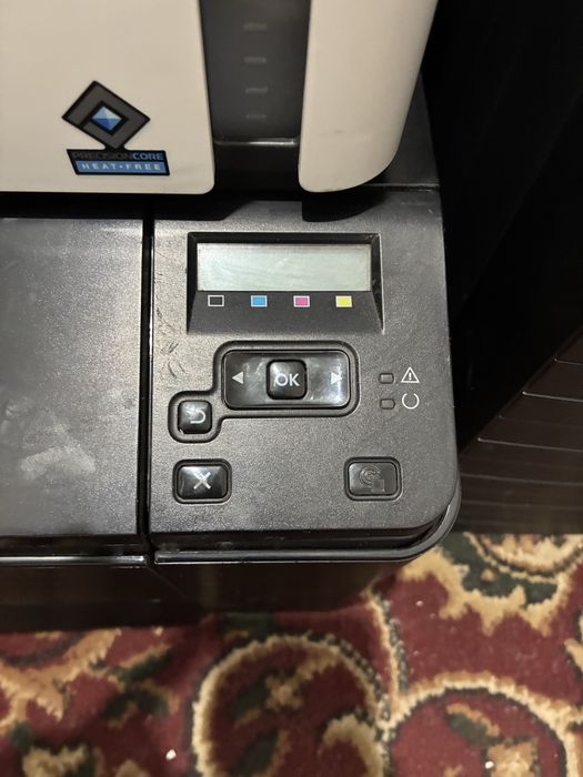 Цветной Принтер HP m251n