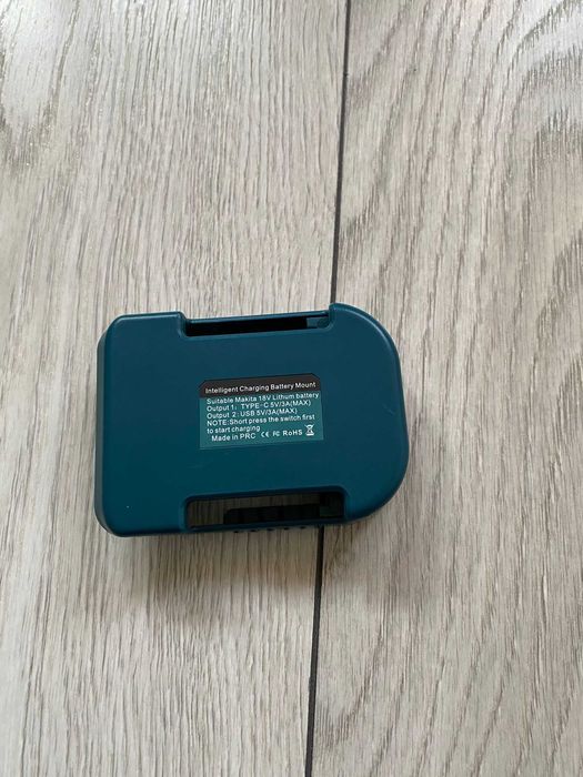 Adaptor compatibil Acumulator Makita USB/Lanterna