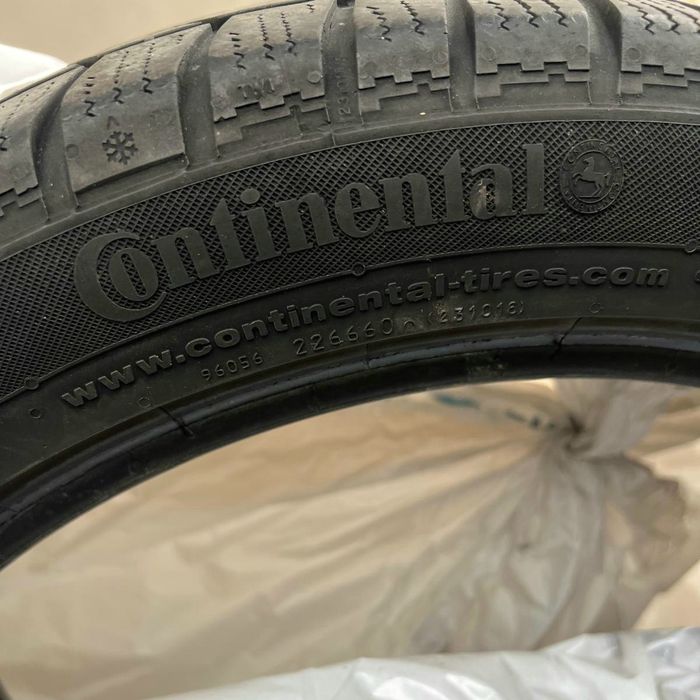 Vând Anvelope de iarnă Continental 225 45 R19