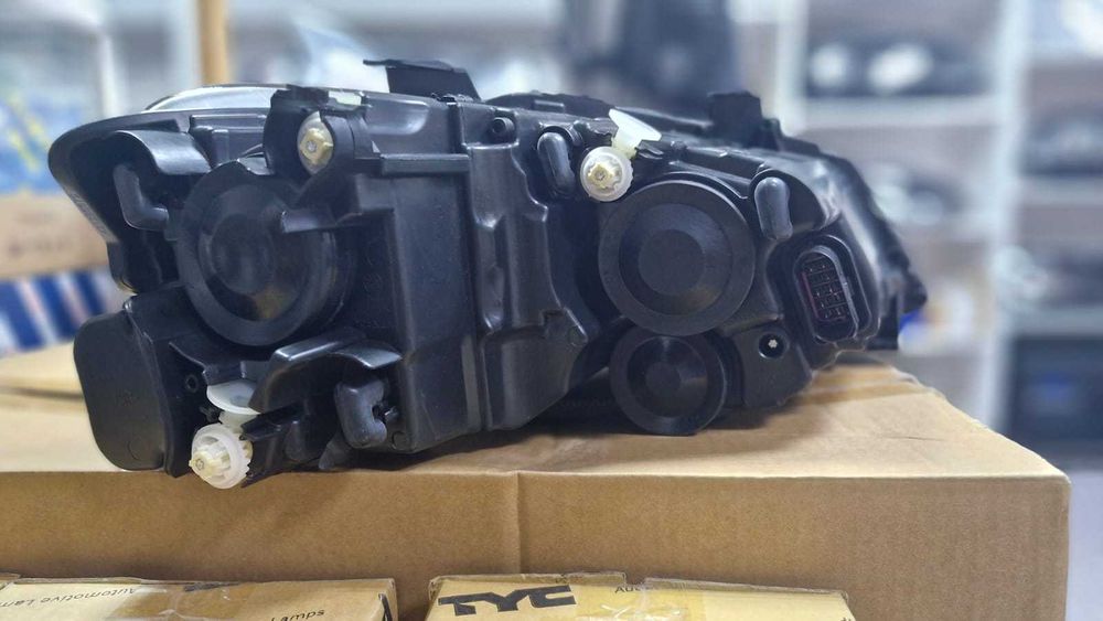 Фара левый, правый VW POLO рестайлинг