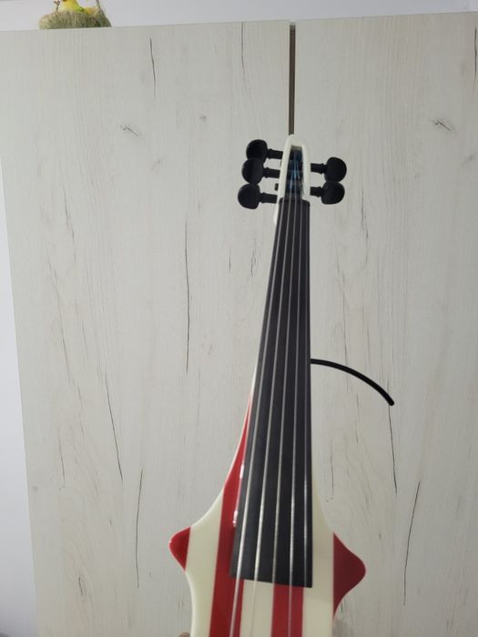 Vioara Zeta 5 corzi U.S.A