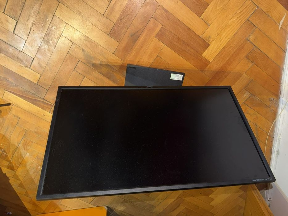 Monitor liyama cu functie 360
