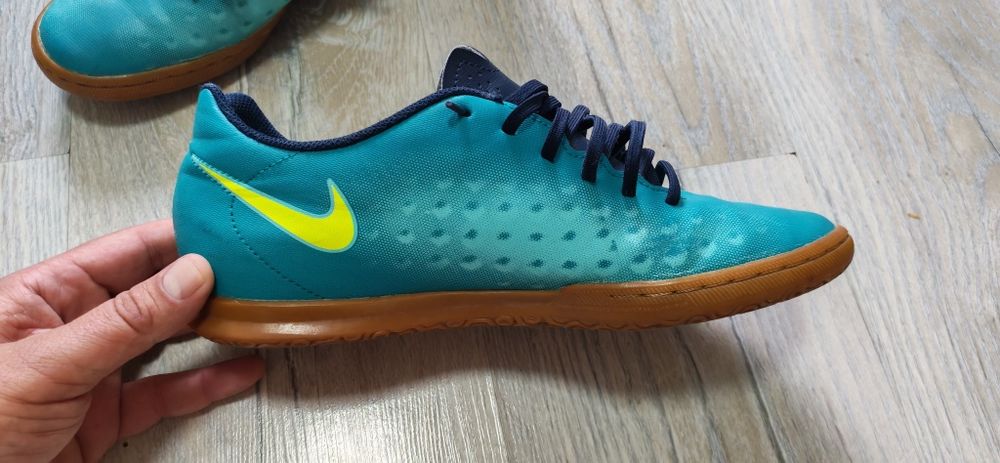 Adidași Nike Magistax mărimea 43