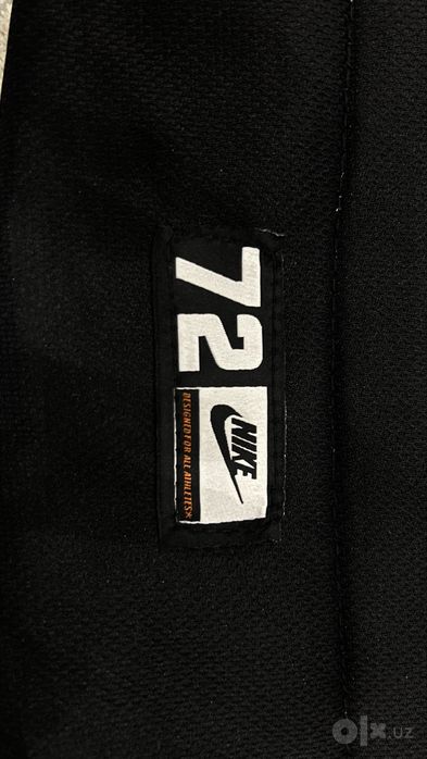 nike рюкзак черный