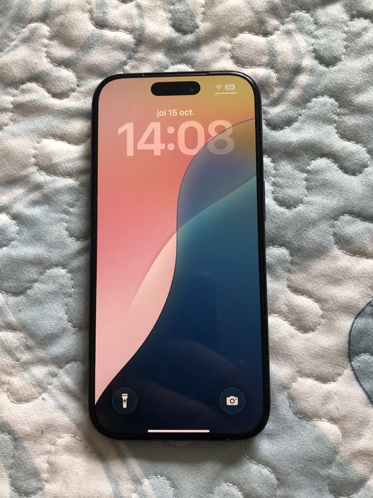 V/S Iphone 17 pro/92% baterie impecabil