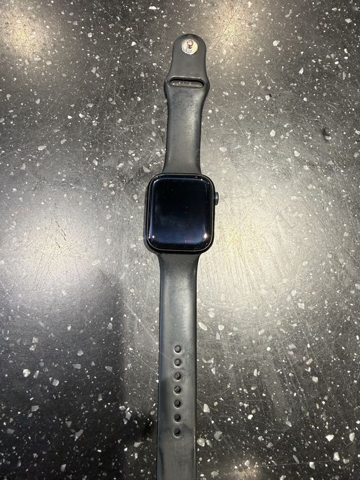 Apple Watch Series 7 45мм черный