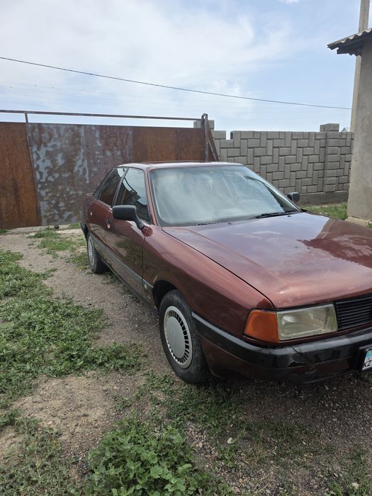 Продам Ауди 90..