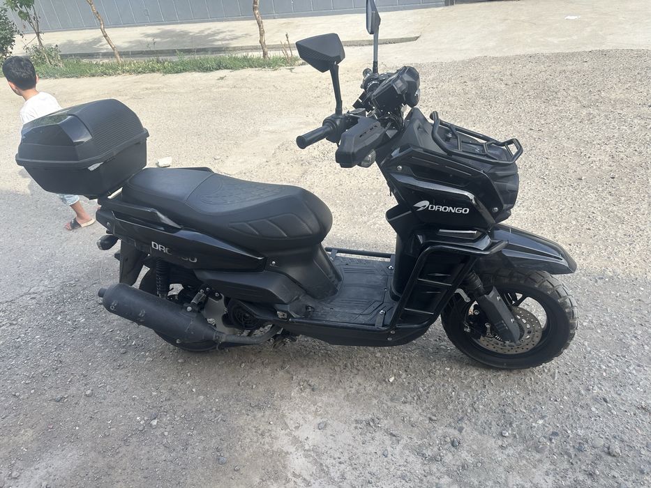 Skuter tank sotiladi