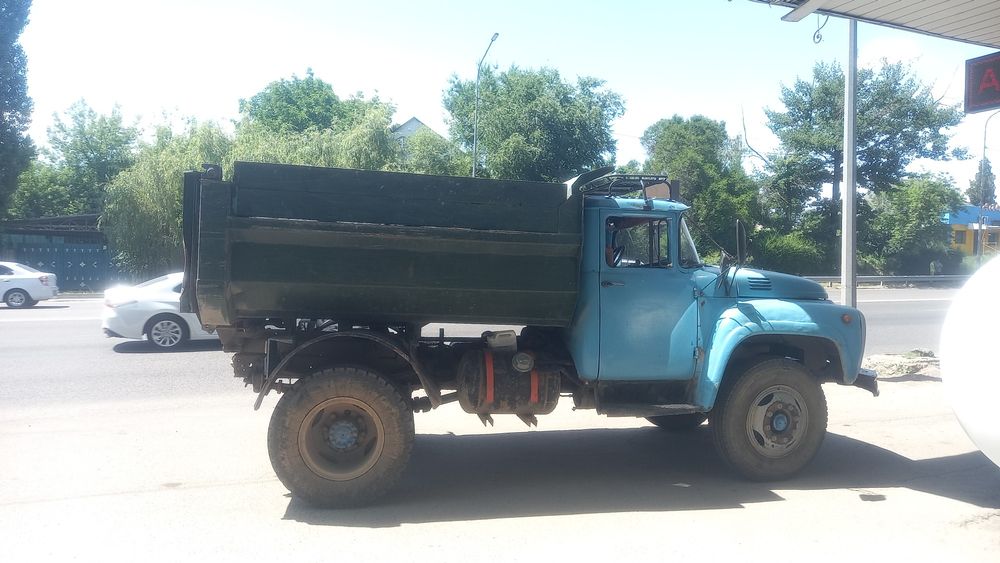 Песок, отсев, сникерс, пгс, глина, балласт, щебень.