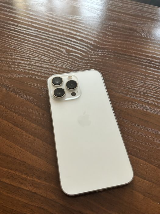 Iphone 13 pro в хорошем состояние