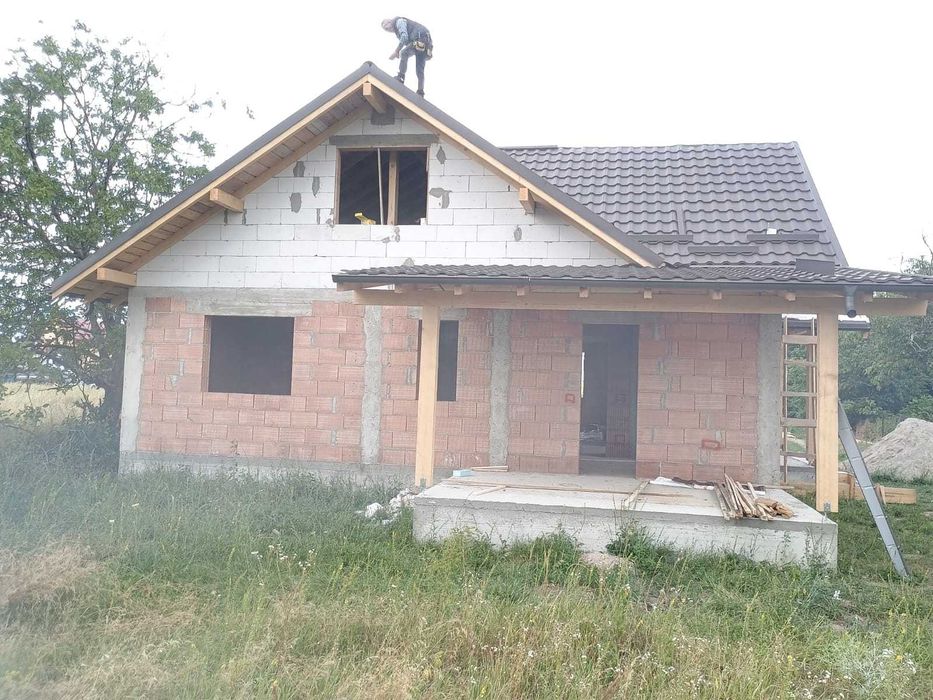 Vanzare casa 140.70 m2,3 camere,posibilitate extindere camere locuibile la mansarda