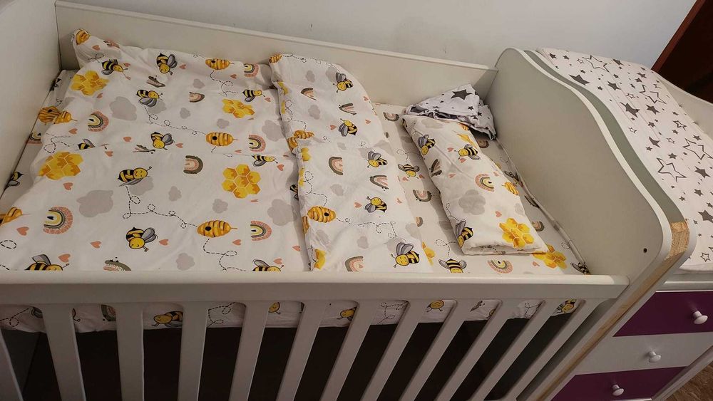 Vând pătuț bebe.