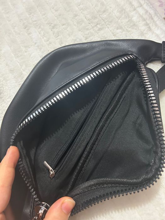 Чанта за кръста (през рамо, crossbody)