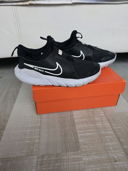 Nike flex runner 2 маратонки 35.5н