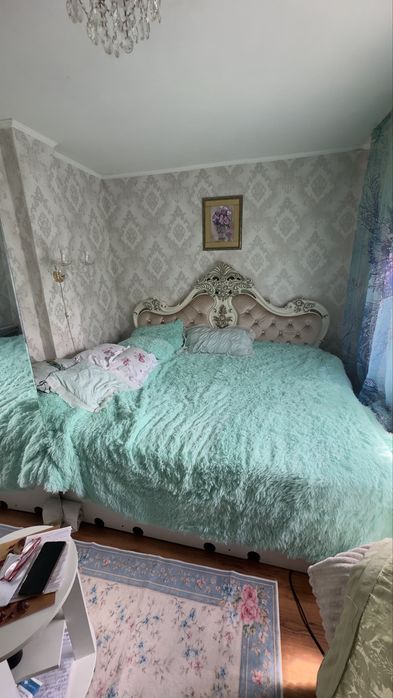 Спальний гарнитур