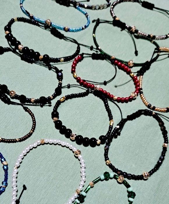 Martisoare cu biluțe de aut