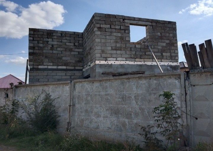 Продам недостроенный дом