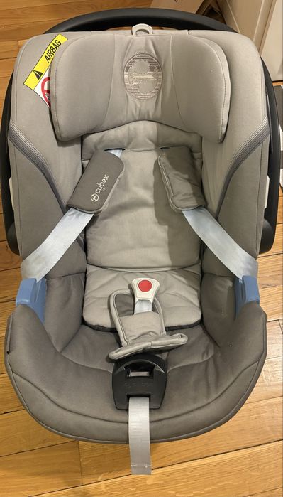 Столче за кола Cybex Aton 5 с адаптери