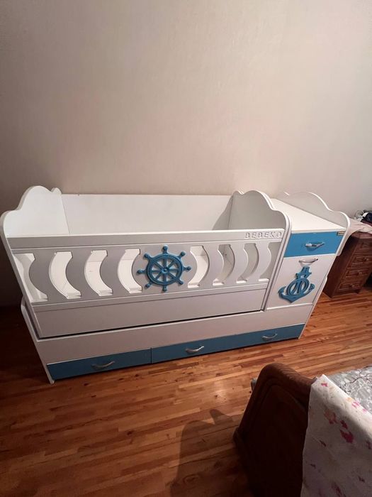 Продаётся детская кроватка, в хорошем состоянии