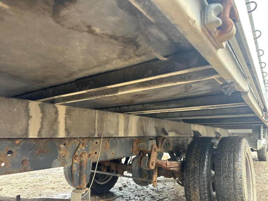 Продавам каросерия за ивеко дейли 4.30 с конструкция