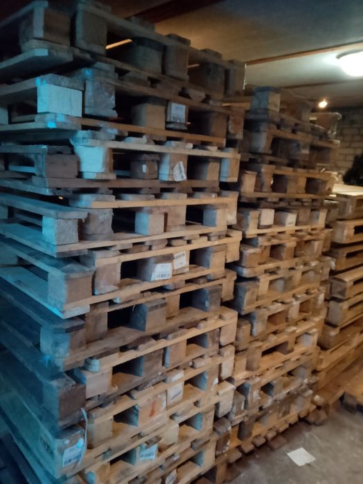 Поддоны (паллеты)