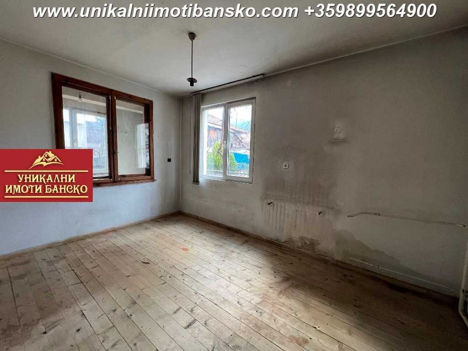 Топ локация! ДВЕ КЪЩИ ЗА ПРОДАЖБА В ГРАД БАНСКО!  Възможност за бизнес