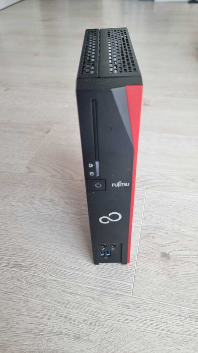 Fujitsu FUTRO S9010n - Mini PC, Intel Quad core, 2 GB DDR4, SSD 64 GB silentios, consum redus