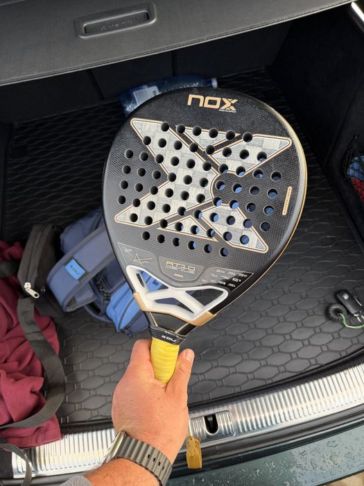 Vand Racheta Padel NOX AT10 GENIUS 18K ALUM PADEL
