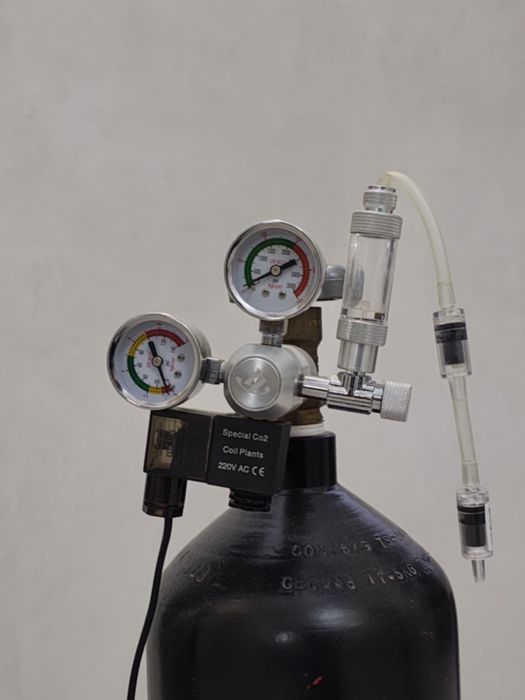 Acvariu complet cu toate accesoriile