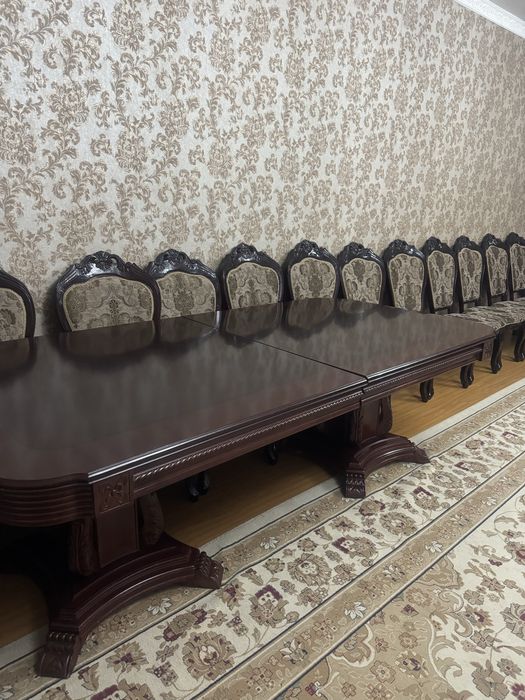 Продам стол со стульями