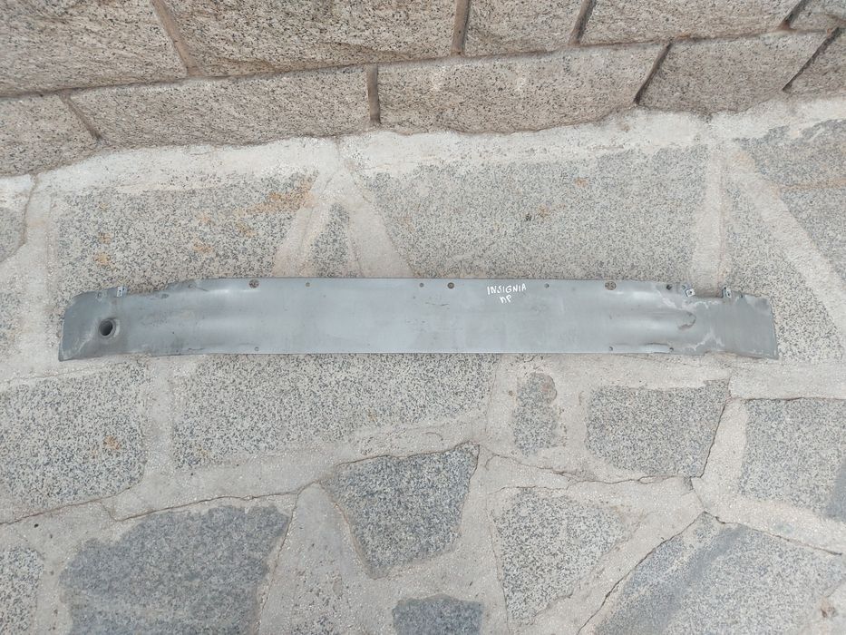 Греда под предна броня Опел Инсигния / Opel Insignia