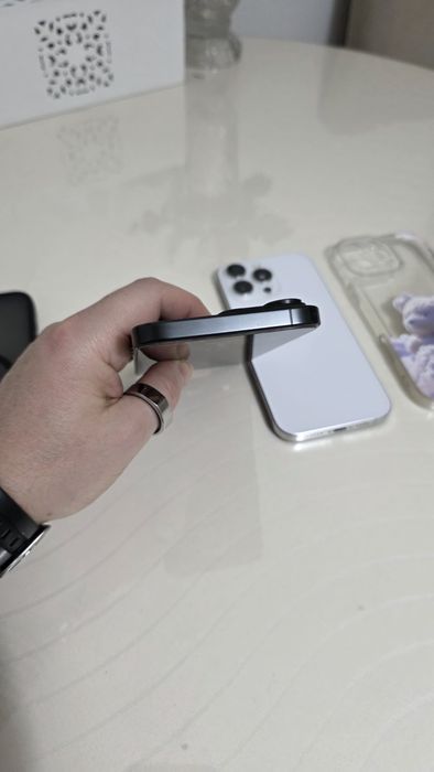 iPhone 16 PRO MAX (in garantie)