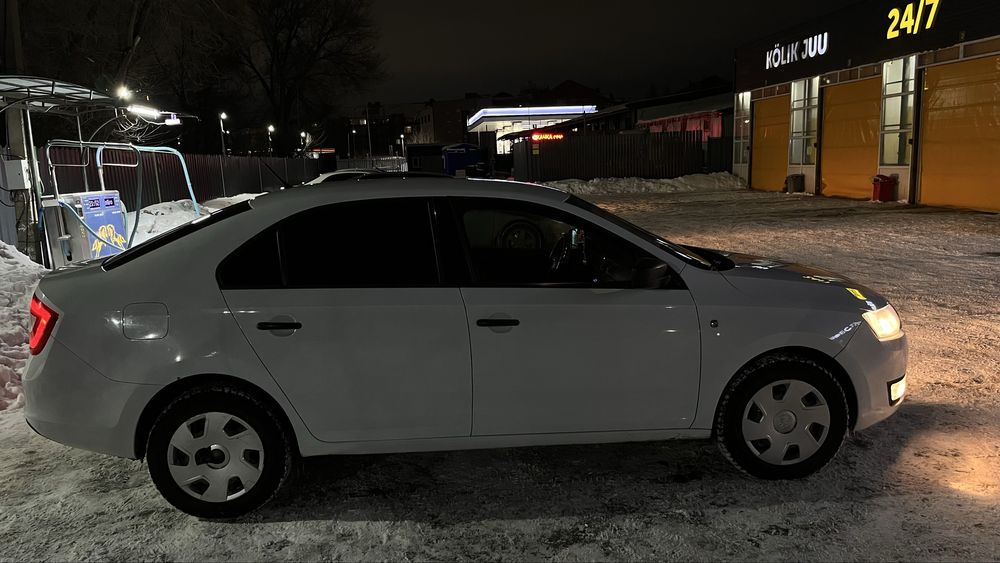 Продам шкода рапид