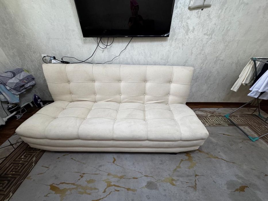 Продам диван в отличном состоянии