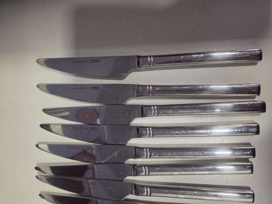 Комплект прибори за хранене KARACA