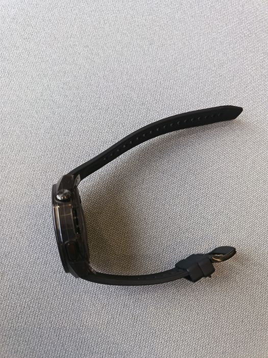 Продаяъм смарт часовник