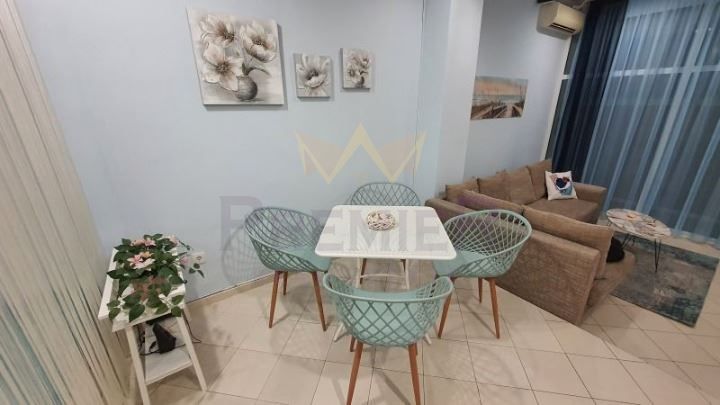 Дава се под наем Двустаен апартамент в Варна, Операта - 60 кв.м за 612 € - Снимка #1