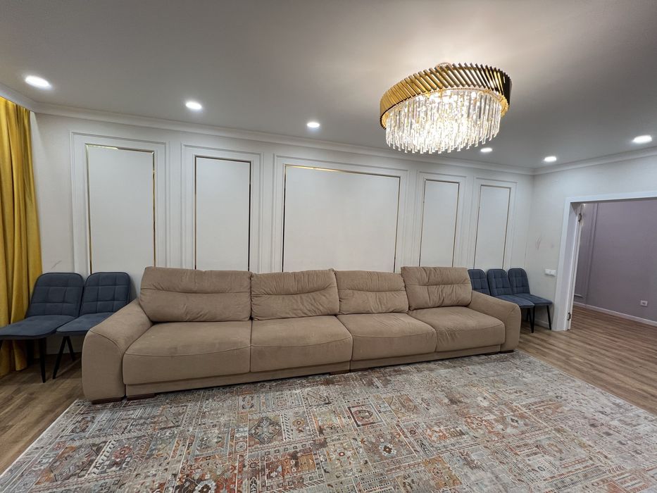 Продам классный диван!