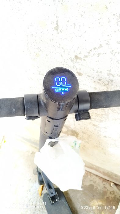 Продам Электро самокат.