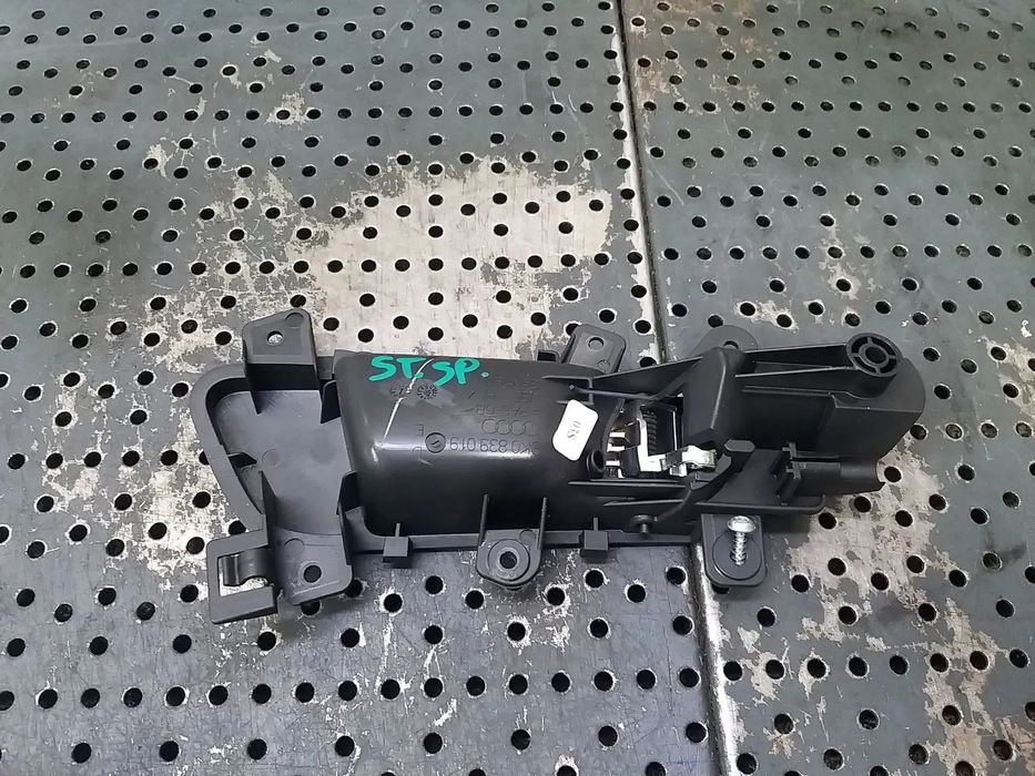 Maner interior stanga spate audi a4 b8 8k 8k0839019